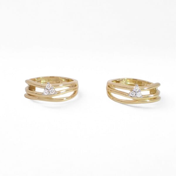 	Diamantøredobber i 14kt gull med diamanter 0,06ct W-Si - Bur738266